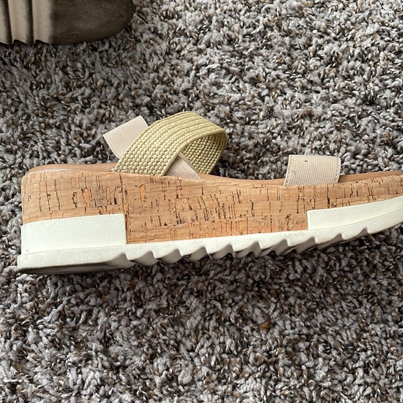 Steve Madden Kabel Wedge Sandals - Picture 7 of 8